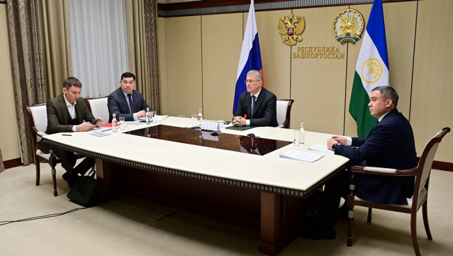 Хабиров обсудил с Чернышенко детский отдых и подготовку к ГИА в Башкирии