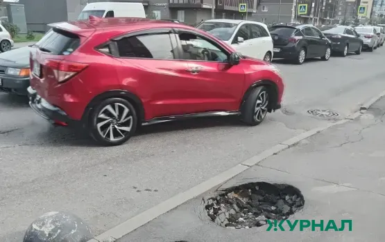 Ямы на парковке у дома на Ахметова в Уфе отремонтируют