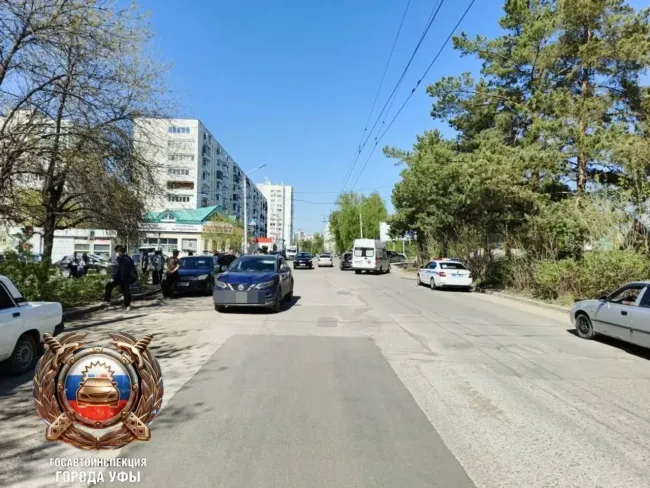 На улице Менделеева в Уфе автомобиль сбил десятилетнюю девочку