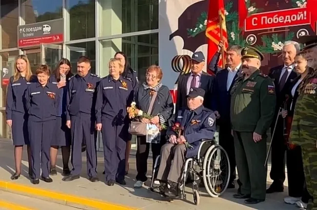 Ветеран обороны Ленинграда из Уфы отправился на Парад Победы в Москву