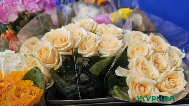 Уфимцы планируют тратить на цветы учителям в среднем 3&thinsp;000 рублей на &laquo;Последний звонок&raquo;