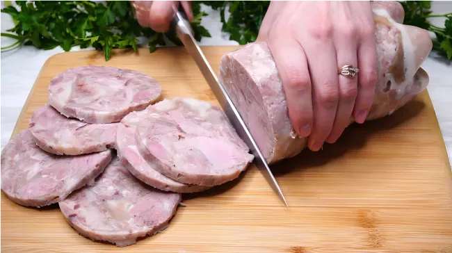 Приготовьте домашний зельц из свиных рульок: просто и вкусно